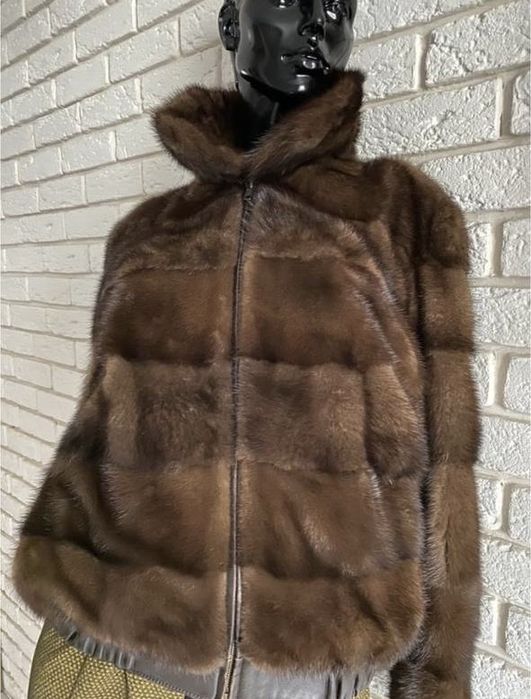 Норкова шуба бомбер