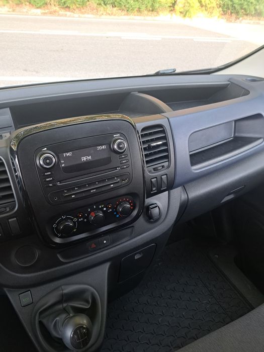 Opel vivaro 1.6 CDTi de 120cv 6 lugares Nacional 1 único dono