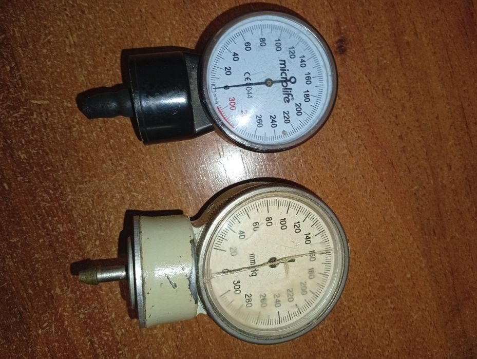 Тонометр + доп запчасти