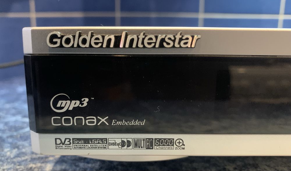 Цифровий супутниковий приймач Golden Interstar