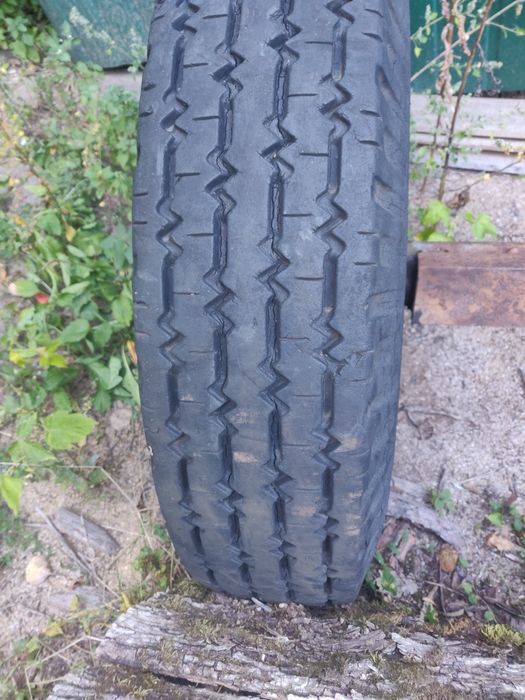 Ось для прицепа с колёсами