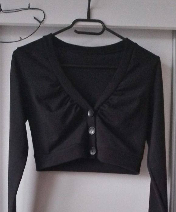 Krótka bluzka damska sweter guziki rozm. S