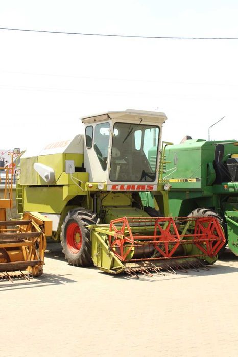 зернозбиральний комбайн Claas Dominator 38, клас, джондір