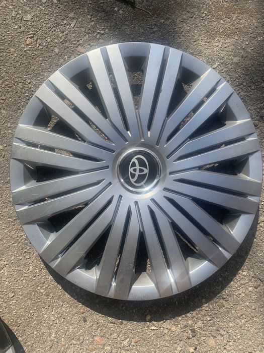 Продам колпаки Рав 4  r17