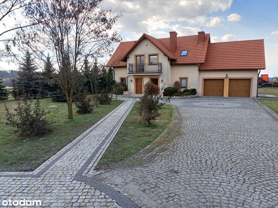 Wyjątkowy dom na sprzedaż - Grojec, gmina Alwernia