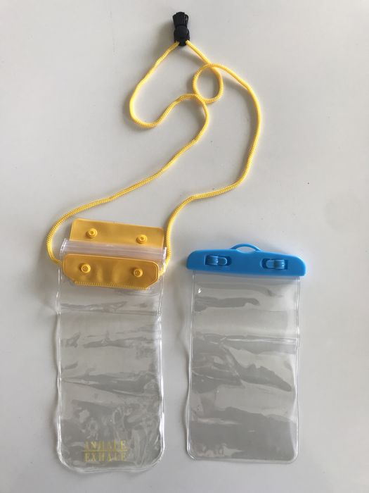 Waterproof and Airtight Mobile Phone Bags + iPhone and Samsung Cases64729932981763121