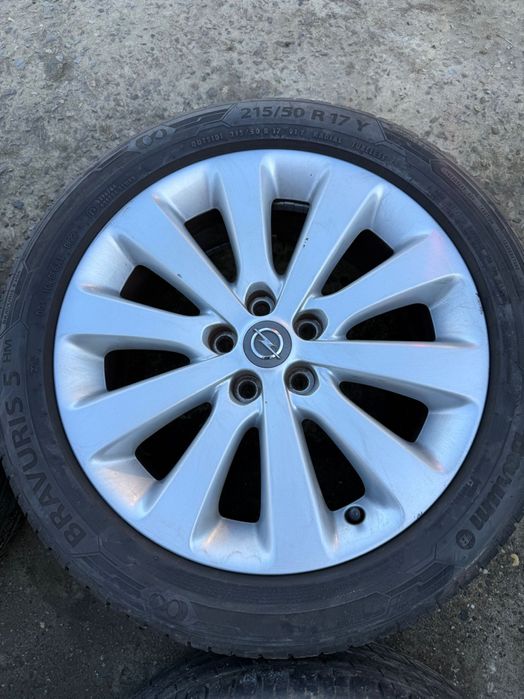 Opony letnie i alufelgi 215/50 R17 OPEL 5x105