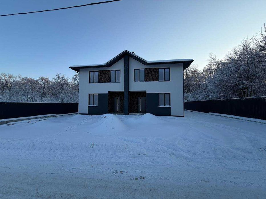 Дуплекс в Стоянці