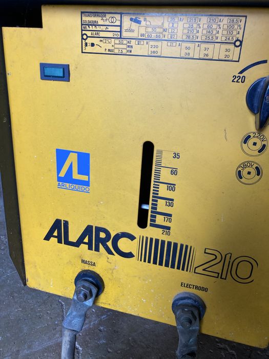 Maquina de soldar ALARC 210
