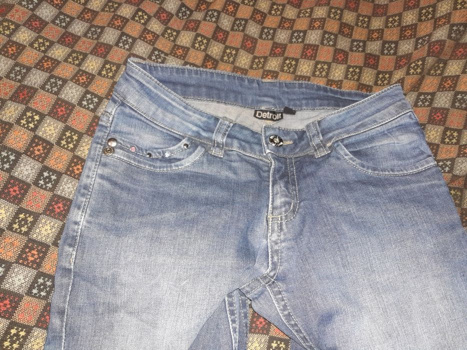 Джинсови штани жі