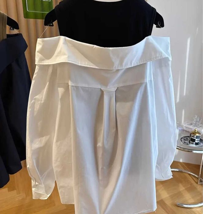 Блуза з відкритими плечима