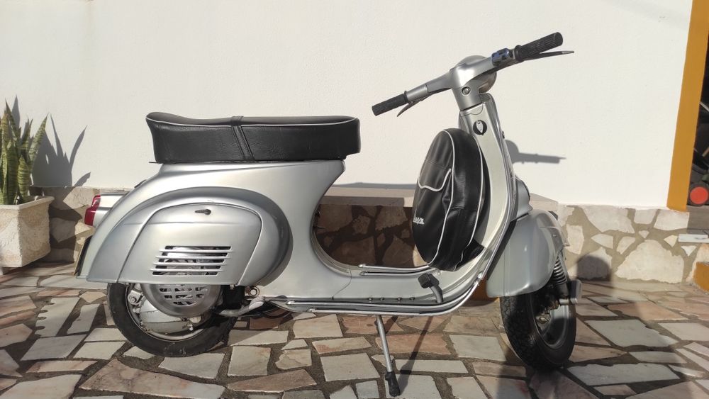 Vespa 50s ... Em ótimo estado
