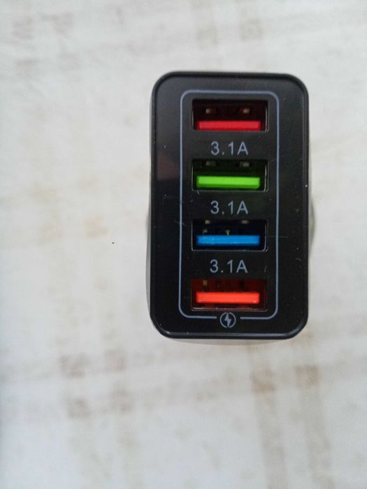 Сетевое зарядное устройство USB, 4-ports, Quick Charge, 5V/3A, 20W