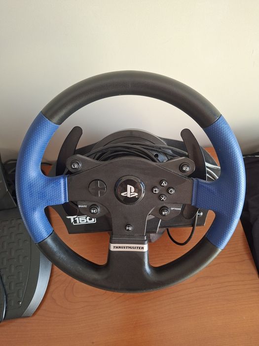 Volante ThrustMaster T150