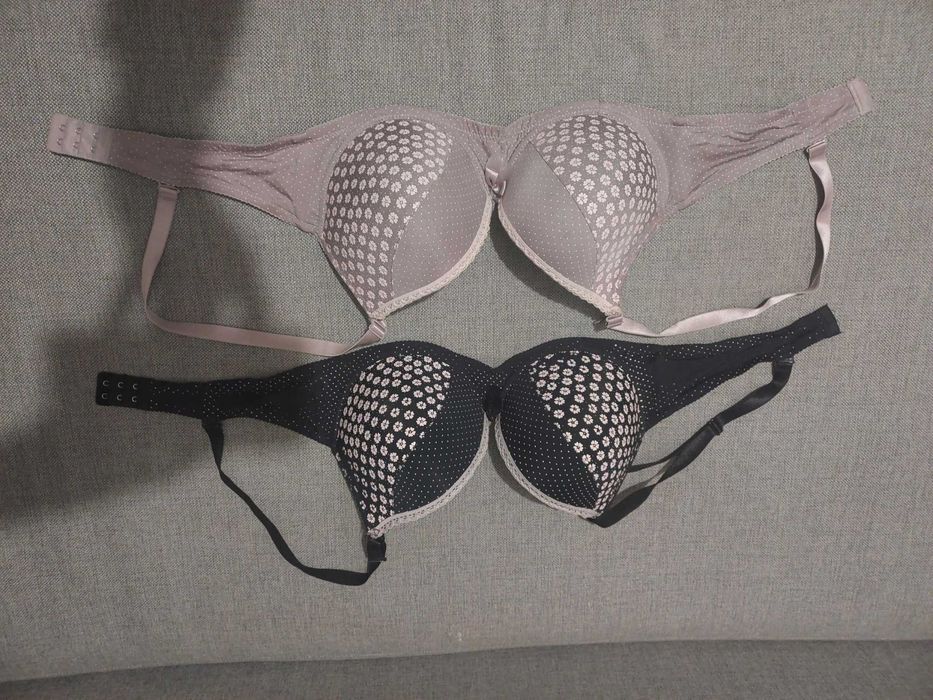 Biustonosze damskie duże C36/80 - 2 sztuki