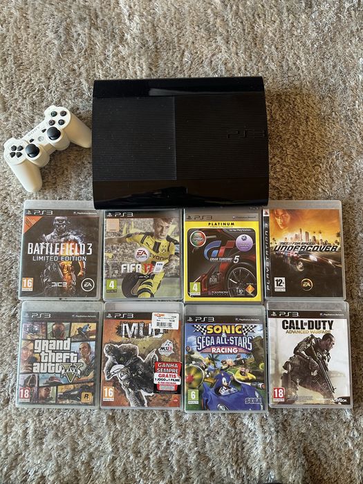 PS3 Slim + comandos e jogos