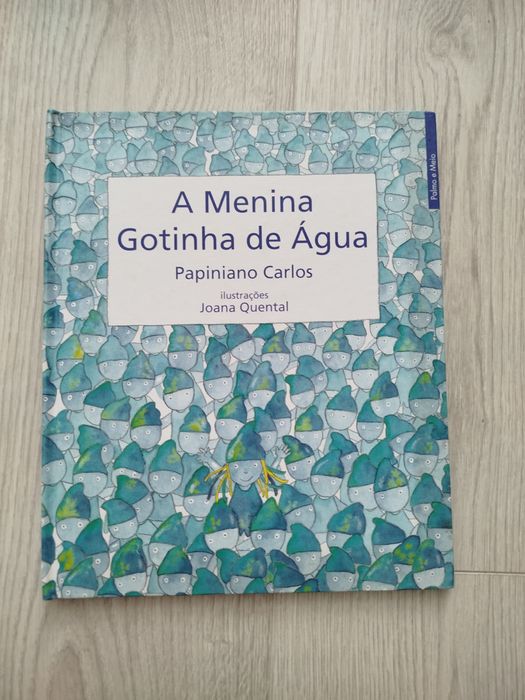 Livro " A menina Gotinha de Água"