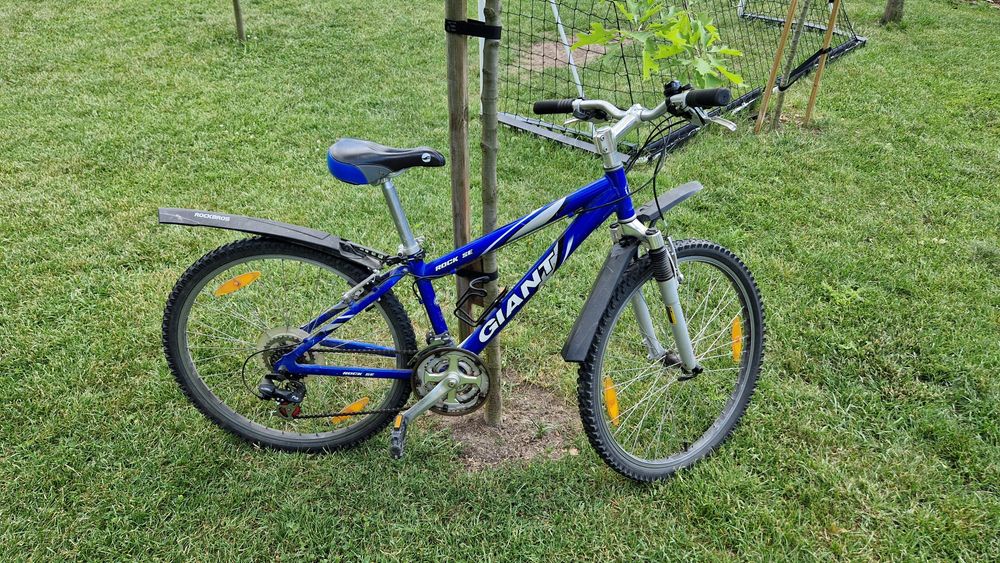 Rower damski górski miejski koła 26 rama 14 Giant Rock Se Shimano  błotniki
