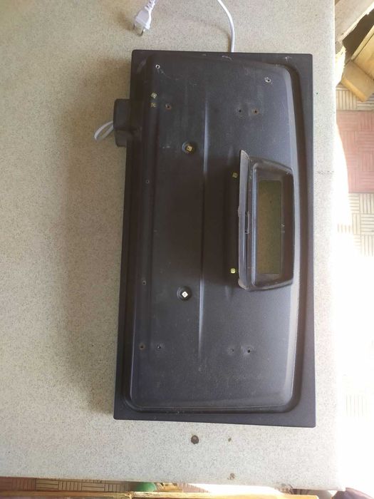 Аквариум . Крышки для аквариумов с лампами освещения. Фигурки.