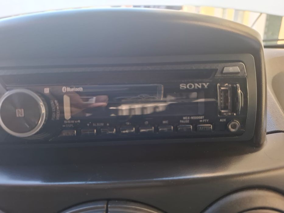 Carro esta impecável