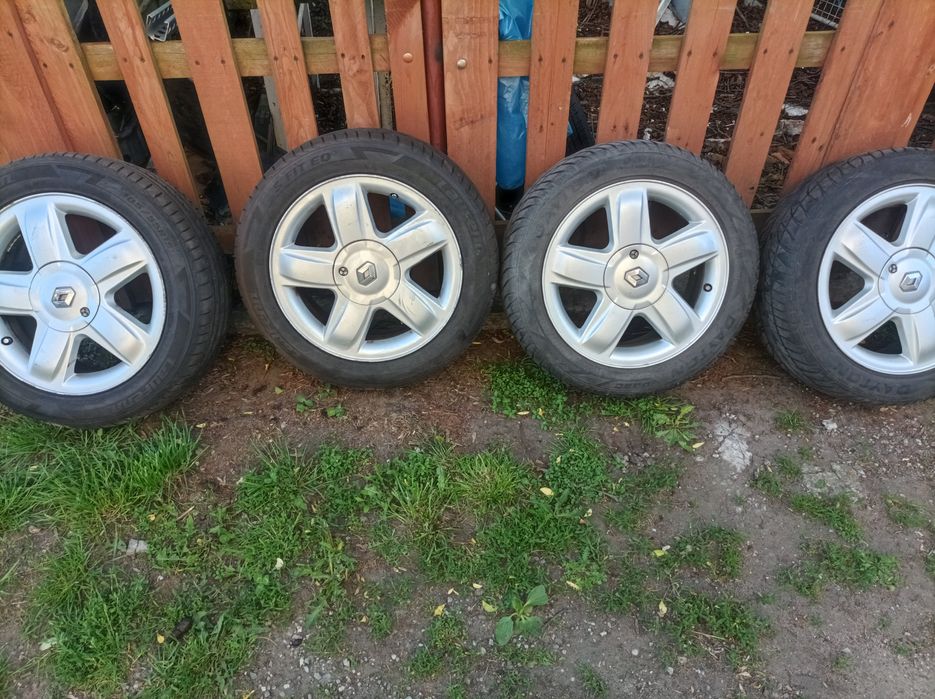Sprzedam felgi wraz z oponami oryginał renault