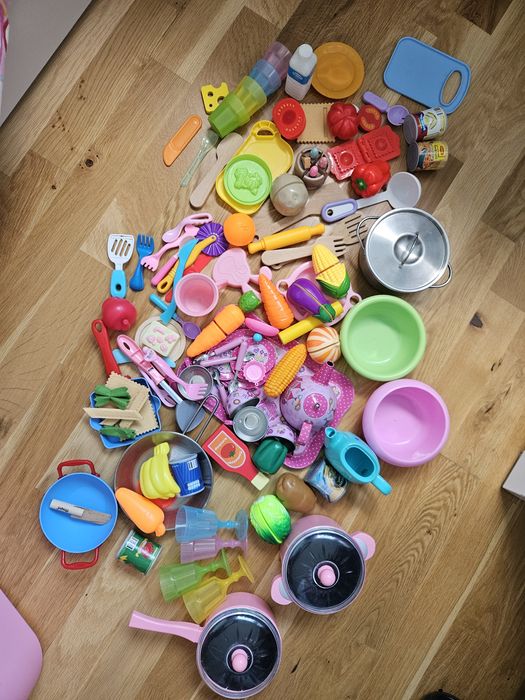 Zestaw akcesoriów kuchennych do zabawy