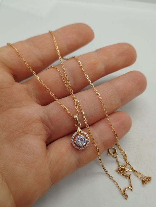 Золотая цепочка с кулончиком 50 см 3.16 грамма