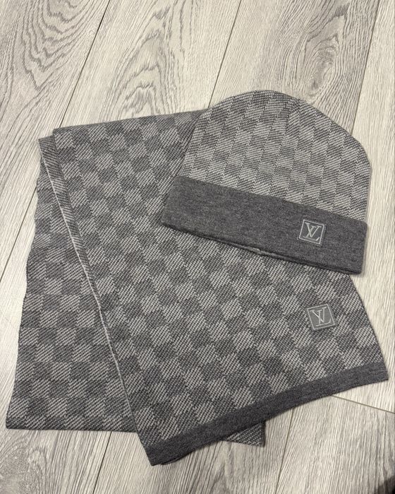 Брендові шарф та шапка з натуральної тканини