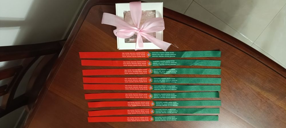 Pulseiras solidarias da selecao nacional