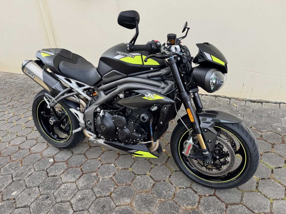 Triumph Speed Triple 1050 RS