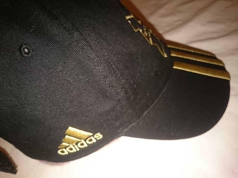 Колекційна олімпійська бейсболка adidas в ідеальному стані