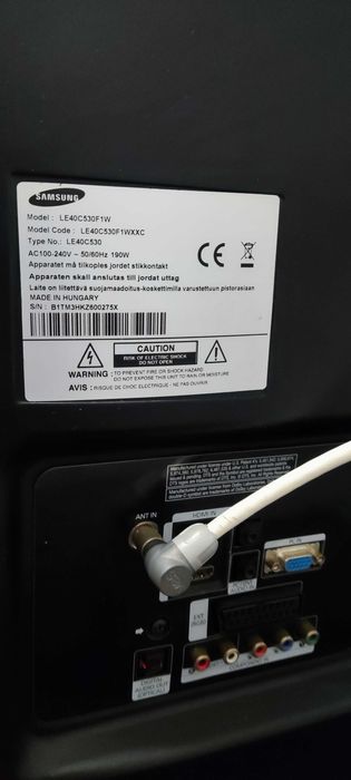 TV SAMSUNG 40" Full HD a funcionar
