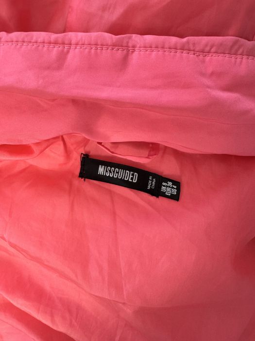 Kurtka różowa missguided