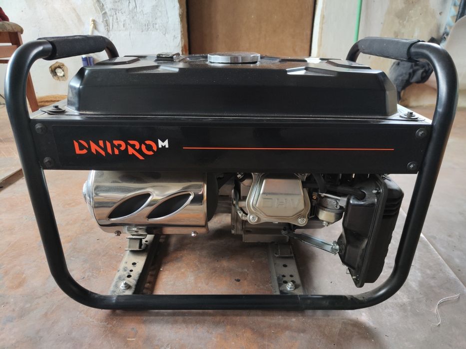 Генератор Dnipro-m GX-30e 3.2 кВт