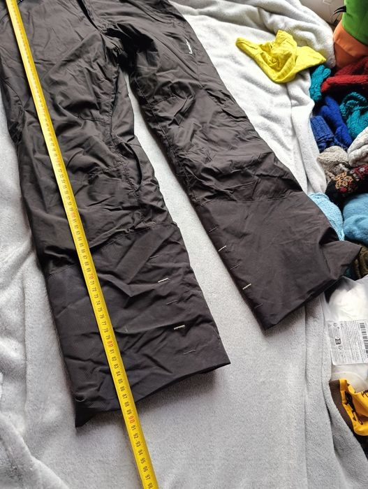 Spodnie zimowe narciarskie wodoszczelne 128