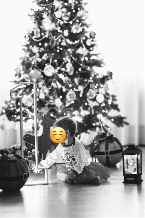 Деревʼяна цифра 1 для святкування рочку