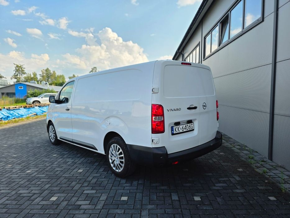 Opel Vivaro long