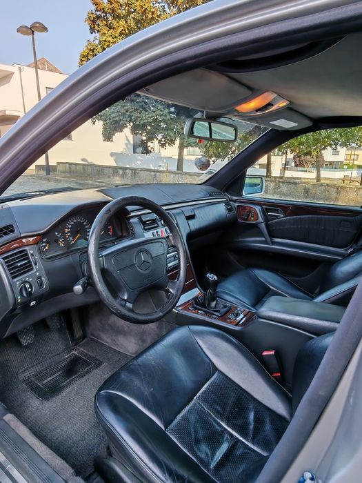 Mercedes-Benz E 250 — fotografia 6
