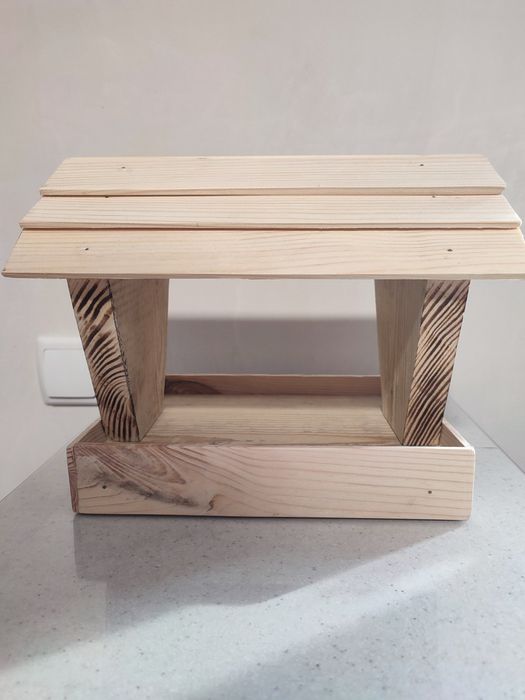 Годівниця для птахів