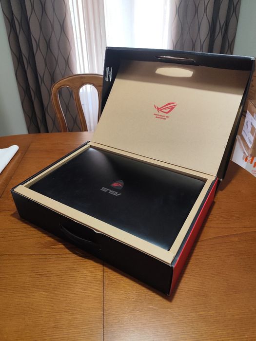 ASUS ROG G-Series (2015) - i7, GTX 960M, SSD 1TB NOVO