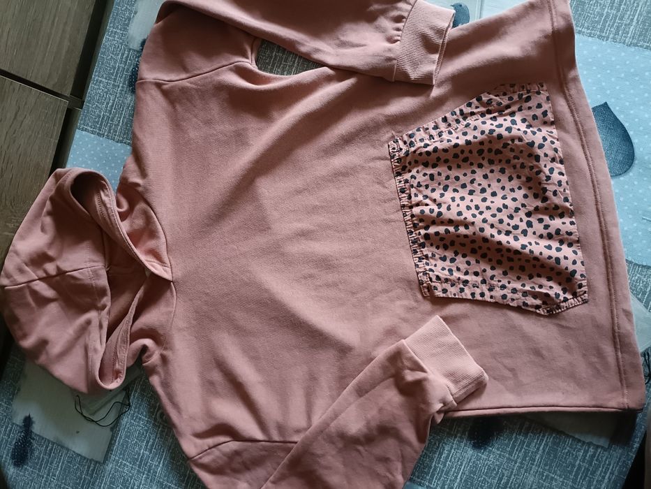 Bluza dziewczęca rozmiar 140 . H&M