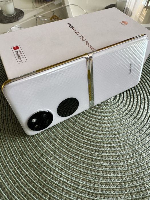 Huawei P50 Pocket