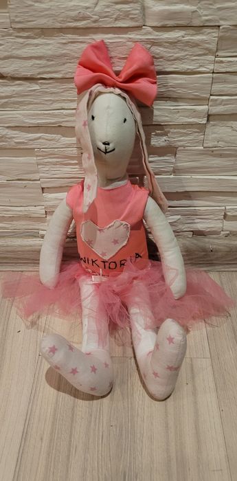 Lalka maskotka Wiktoria 45 cm