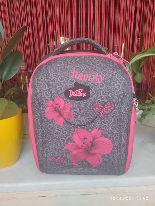 Рюкзак школьный,девочка