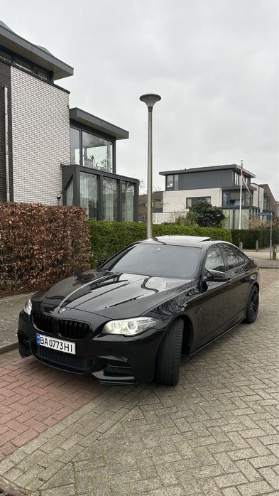 BMW F10 Рестайлинг 535і 3.0 бензин, задній привід,