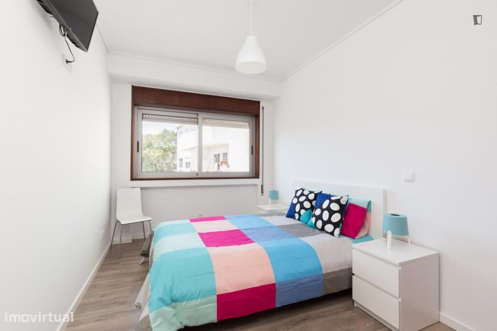 Quarto - localizado em Bonfim Porto