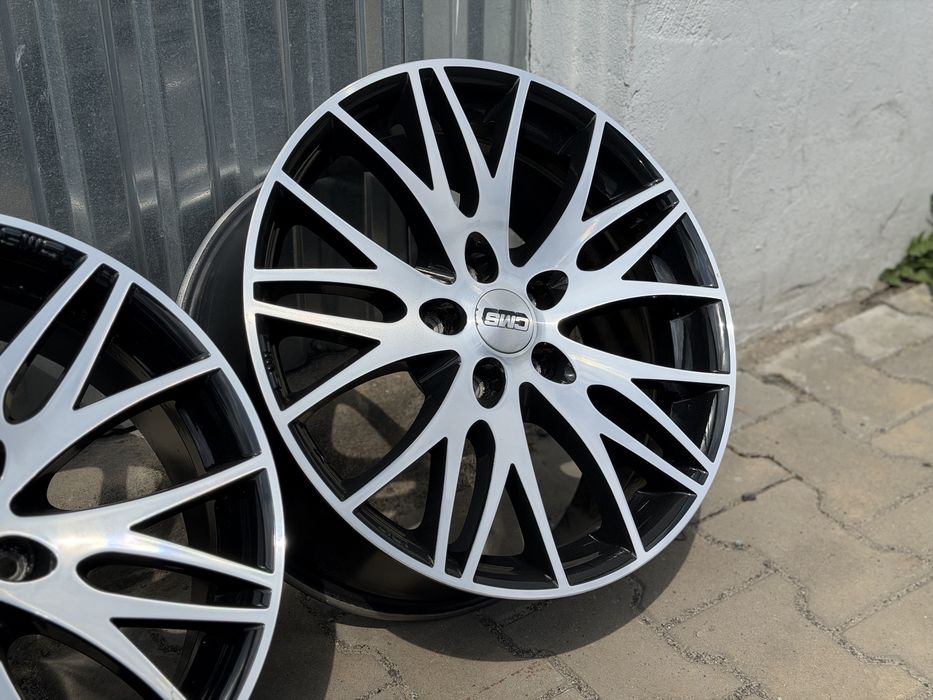 Диски універсальні 5/112 R18 8J ET45 стан нових комплект