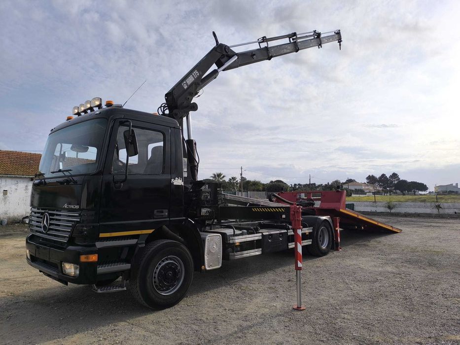 Camião Mercedes ACTROS  19T Pronto socorro s. automatica c. grua