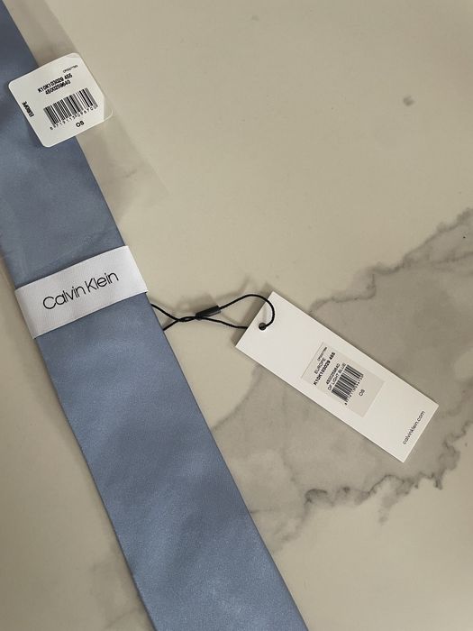 Jedwabny krawat Calvin Klein