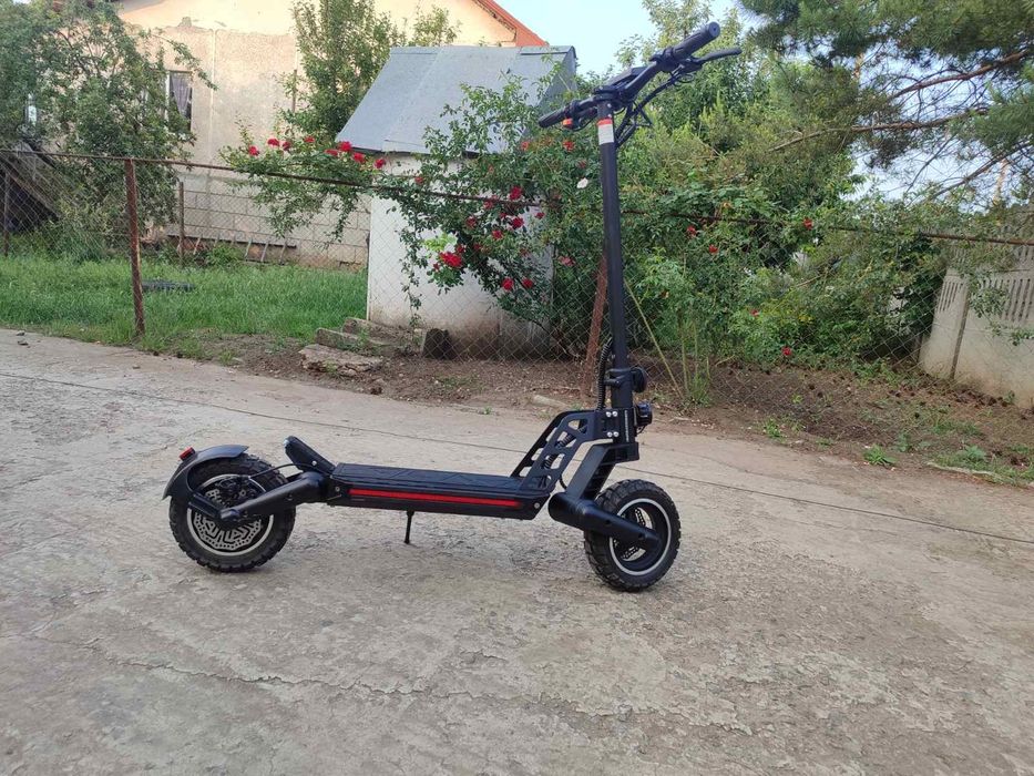 Продам електросамокат Kugoo G2 Pro.